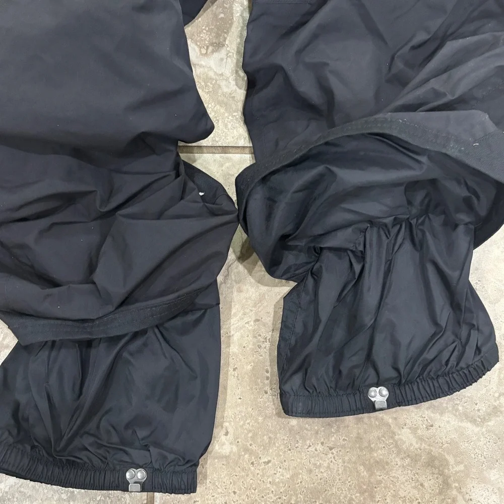 The North Face Boys XL 18/20‎ Black HyVent Insulated Snow Ski Pants Waterproof